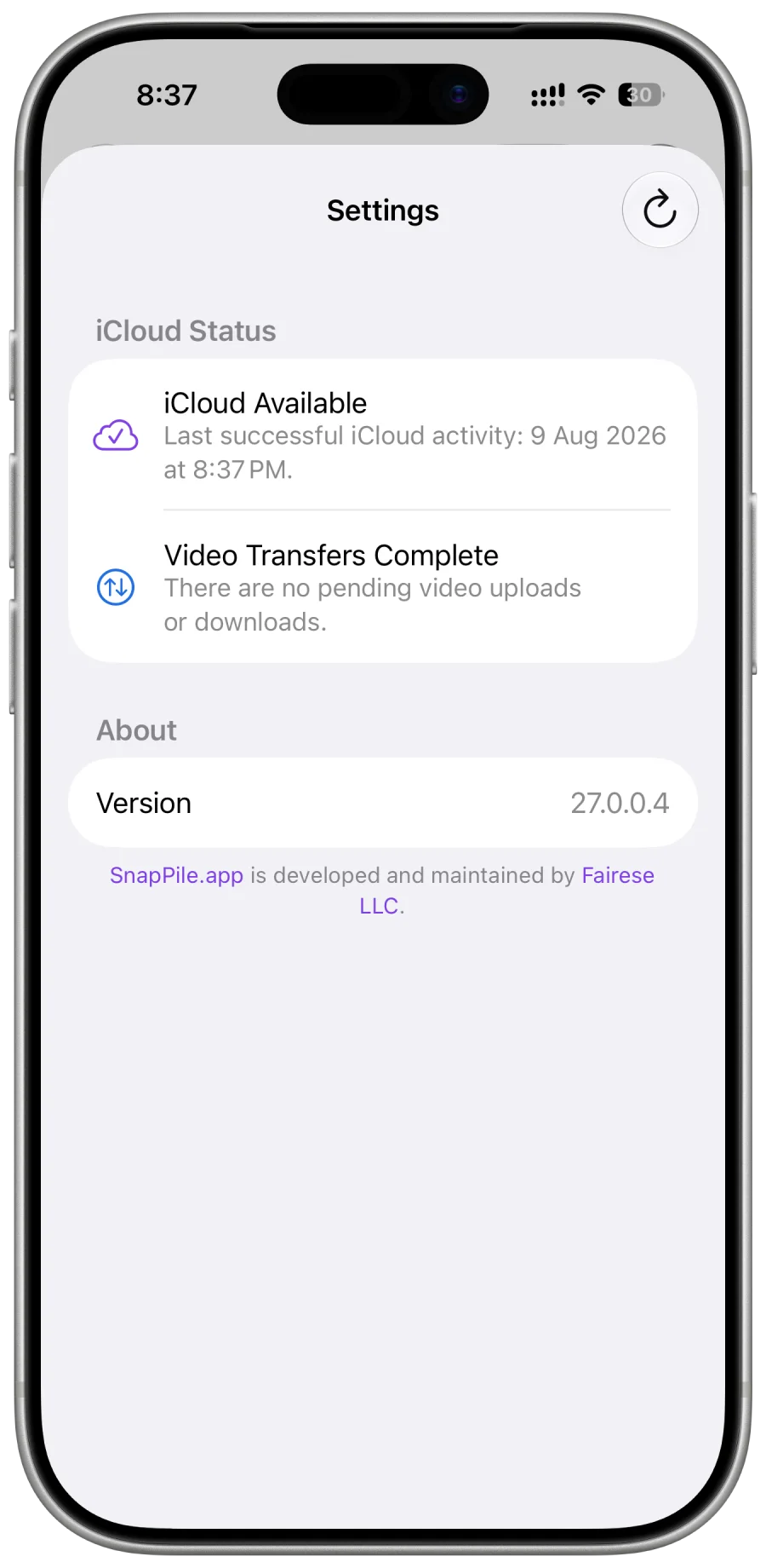 SnapPile settings screen showing iCloud status